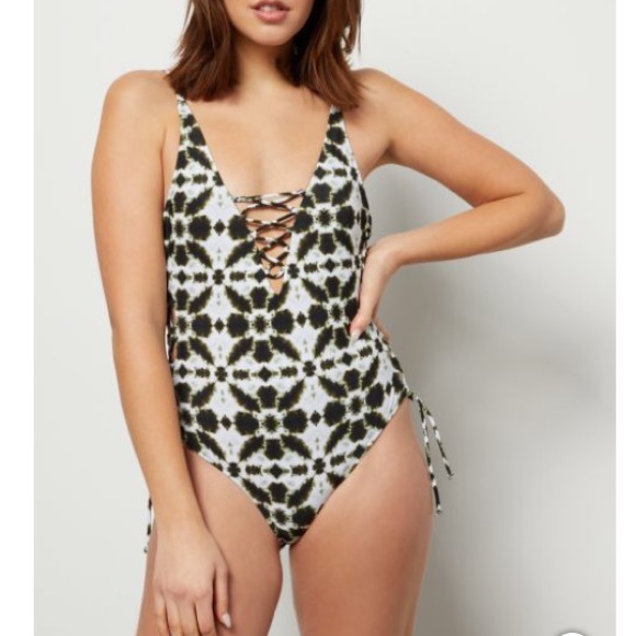 Rue21 Bathing Suit NWT - Picture 1 of 6